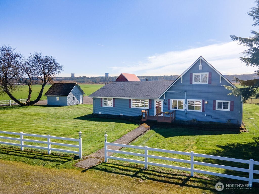 64 Brady Loop Road E