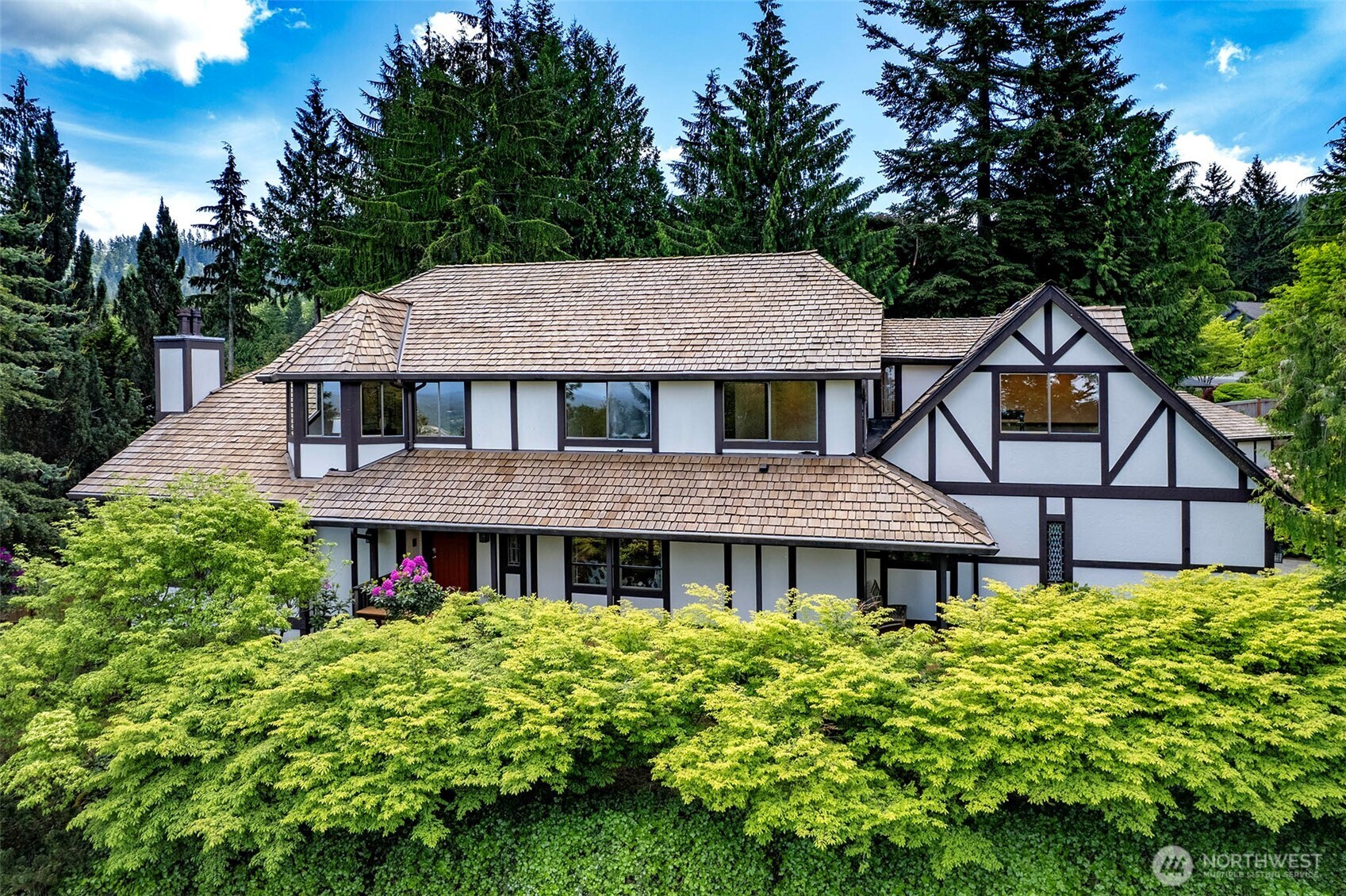 2120 Squak Mountain Loop SW