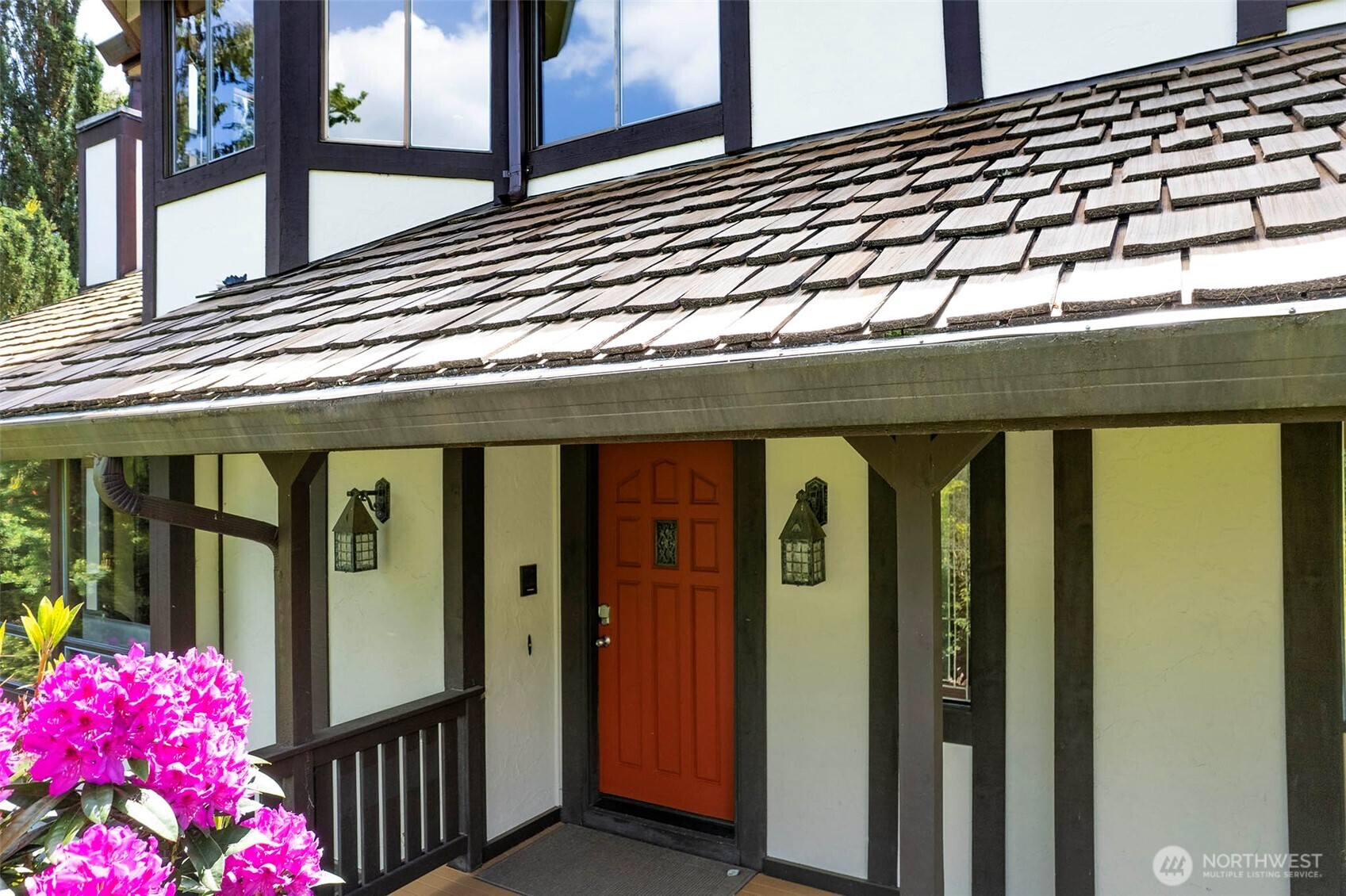 2120 Squak Mountain Loop SW