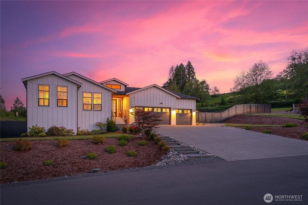 Photo of 15912 201ST PLACE SOUTHEAST PL, Monroe, WA 98272 (MLS # 2579274)