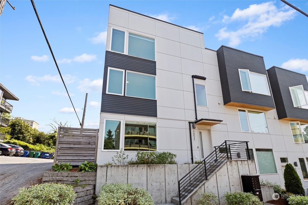 Photo of 1211 S Atlantic St, Seattle, WA 98144 (MLS # 2265144)