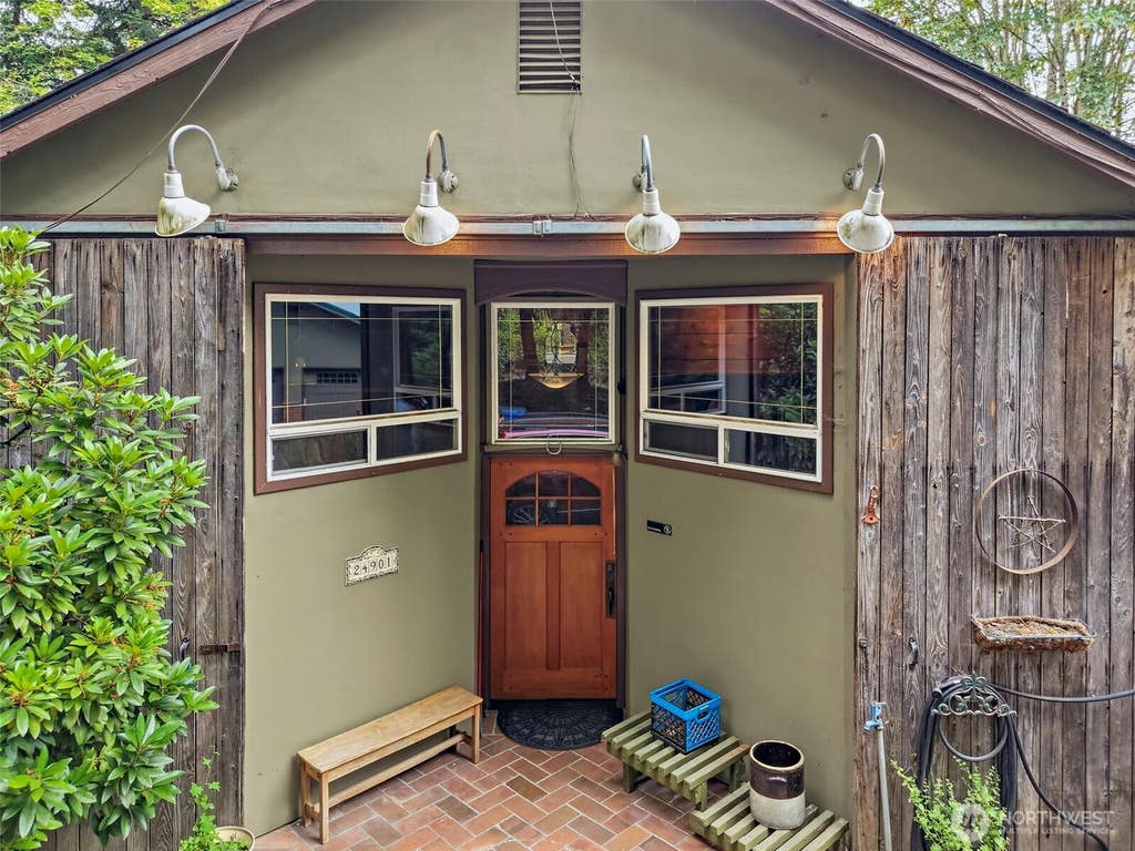 Photo of 24901 Roberts Drive, Black Diamond, WA 98010 (MLS # 2562772)