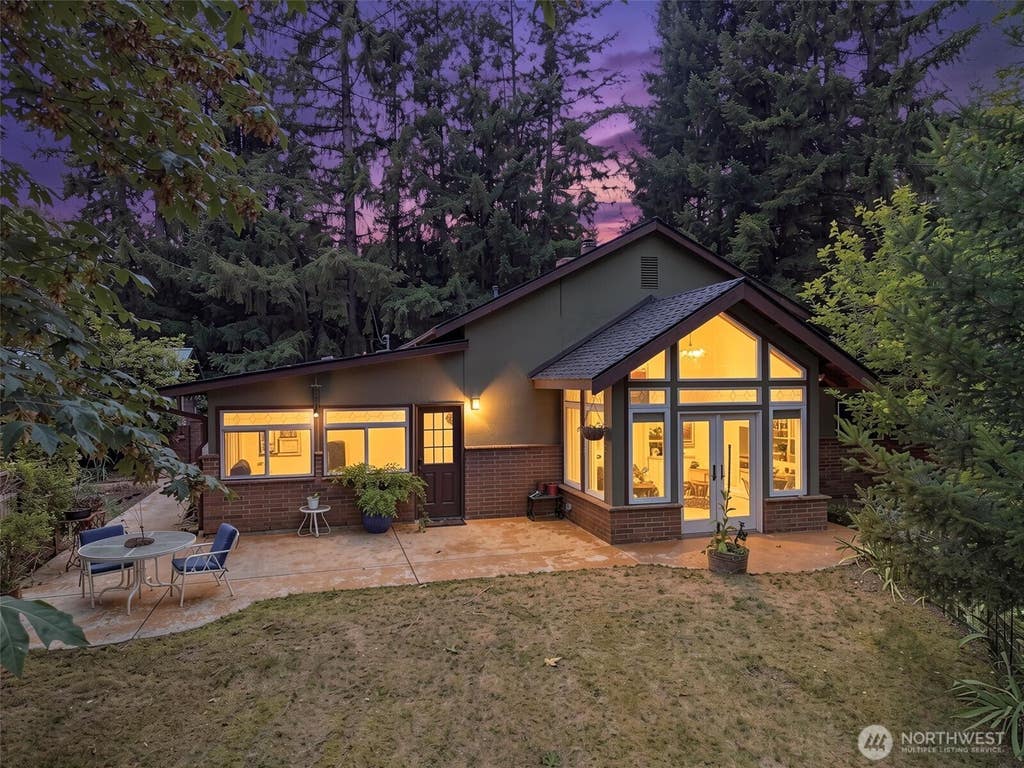 Photo of 24901 Roberts Drive, Black Diamond, WA 98010 (MLS # 2562772)