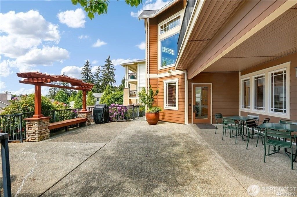 Photo of 15026 40th Avenue W #8-202, Lynnwood, WA 98087 (MLS # 2347132)