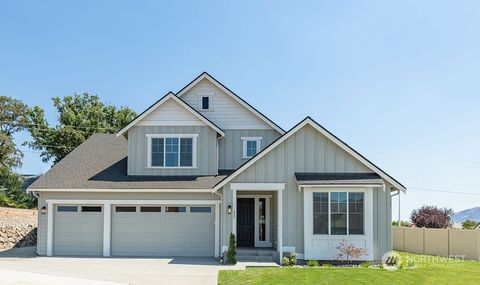 A home in East Wenatchee