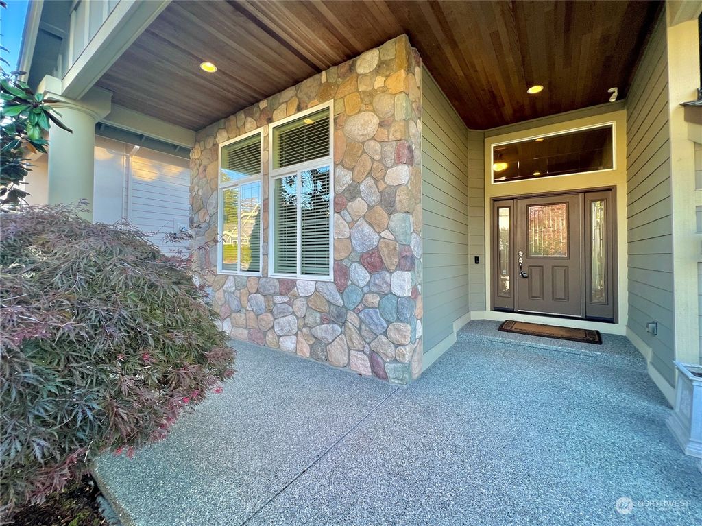 Photo of 16715 SE 165th Way, Renton, WA 98058 (MLS # 2177876)