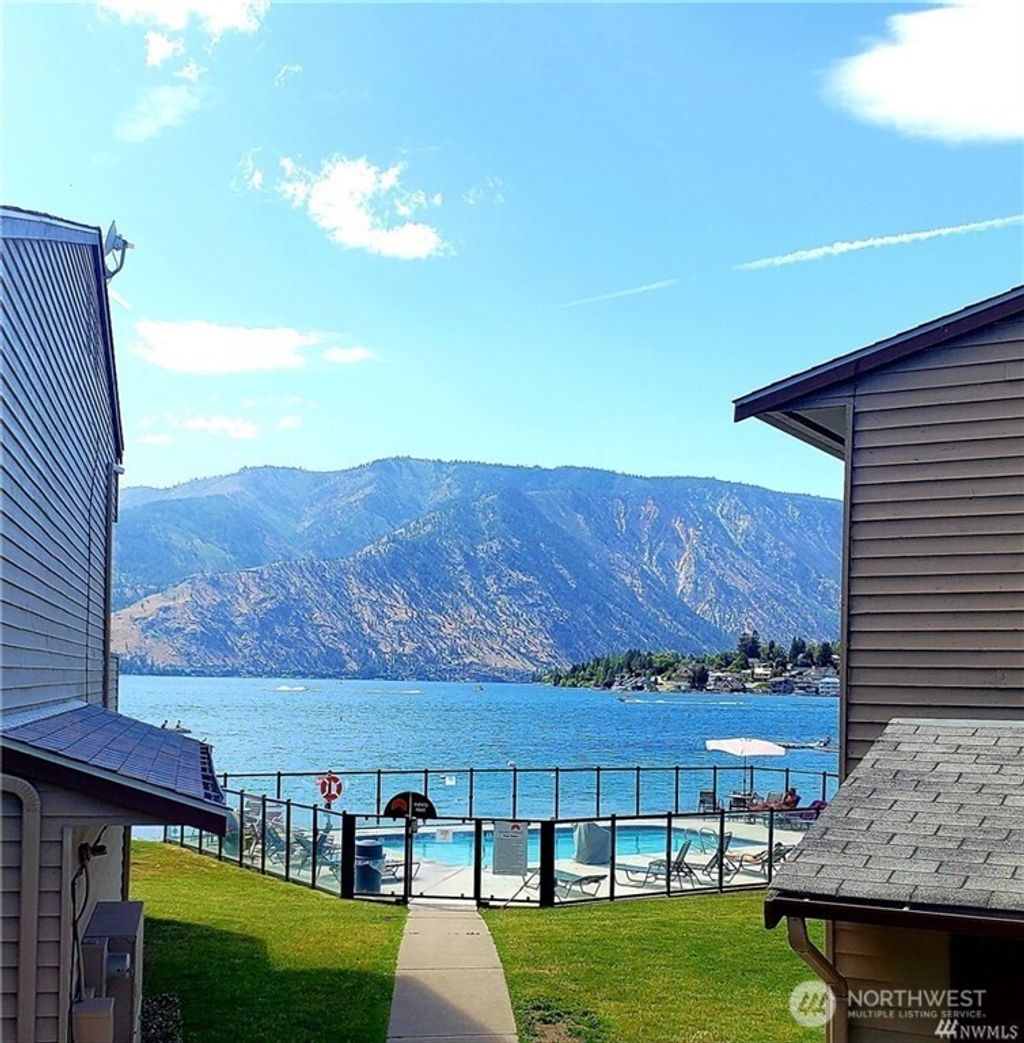 Photo of 1 Lakeside 711-F, Manson, WA 98831 (MLS # 2466876)