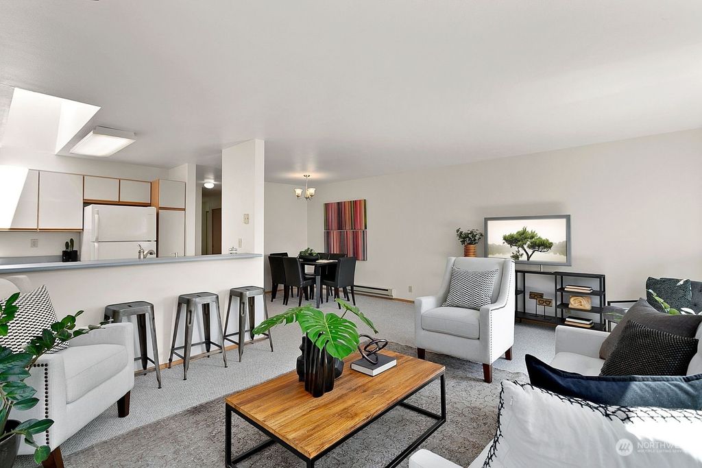 Photo of 124 SW 154th Street #305, Burien, WA 98166 (MLS # 2148700)