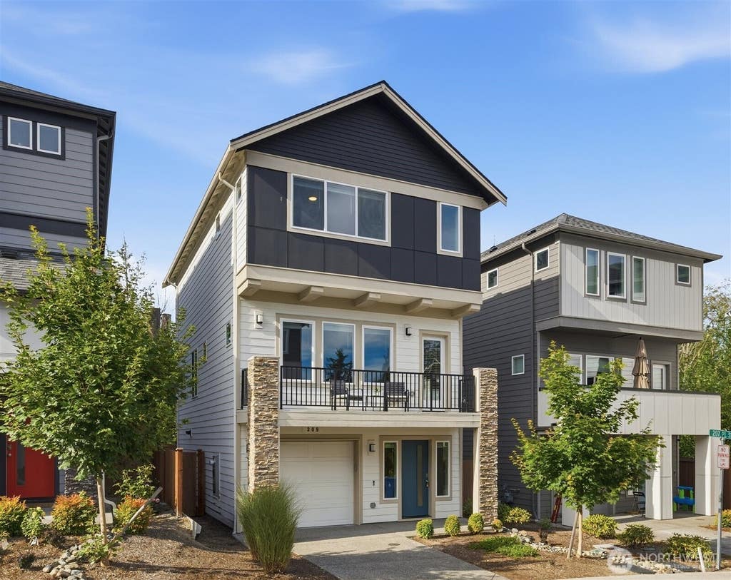 Photo of 309 207TH Place SE, Bothell, WA 98012 (MLS # 2562243)