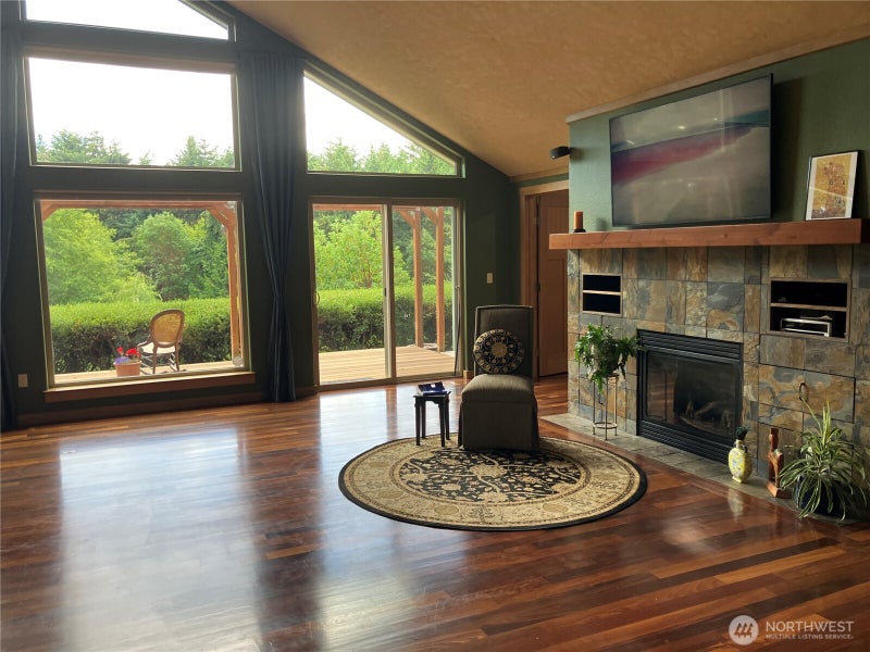 123 Knight Glen Court
