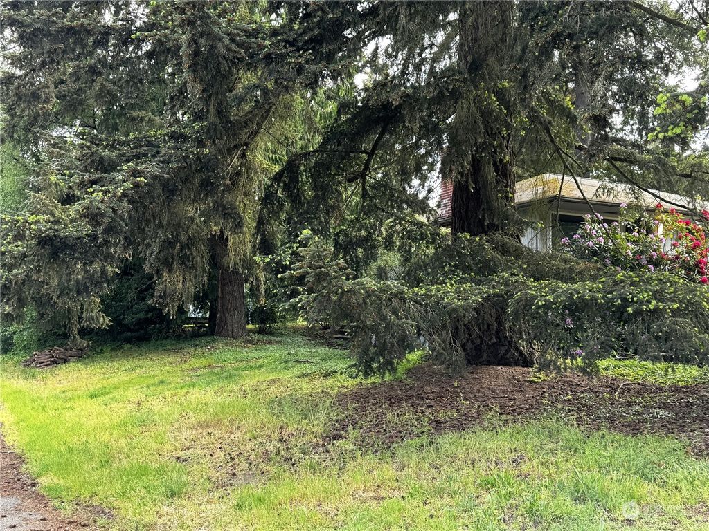 Photo of 1454 N 143rd Street, Seattle, WA 98133 (MLS # 2240265)