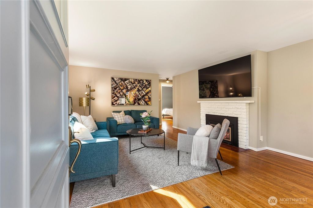 Photo of 10037 13th Avenue NW, Seattle, WA 98117 (MLS # 2432436)
