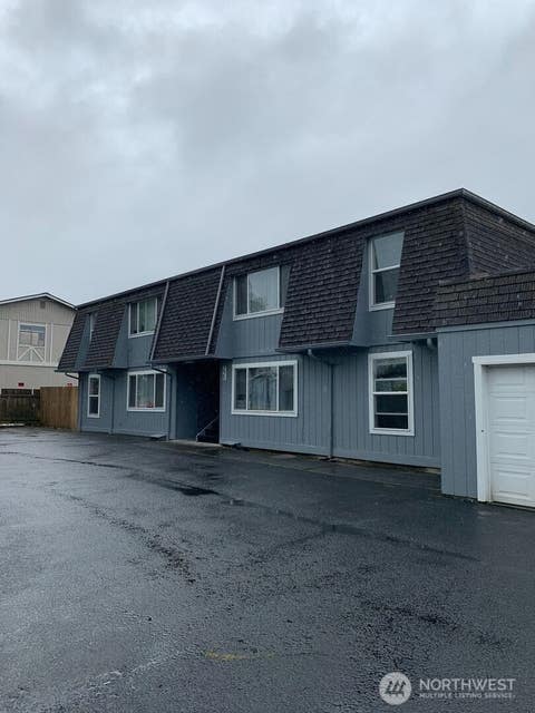 Photo of 225 N 21st Street, Mount Vernon, WA 98273 (MLS # 2556848)
