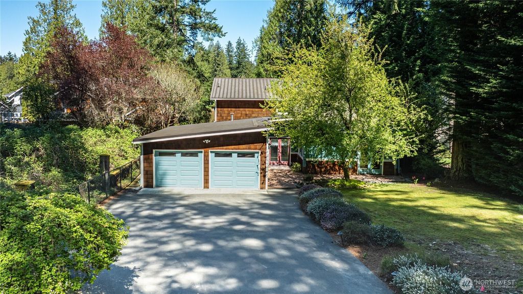 Photo of 2942 222nd Place SE, Sammamish, WA 98075 (MLS # 2388680)