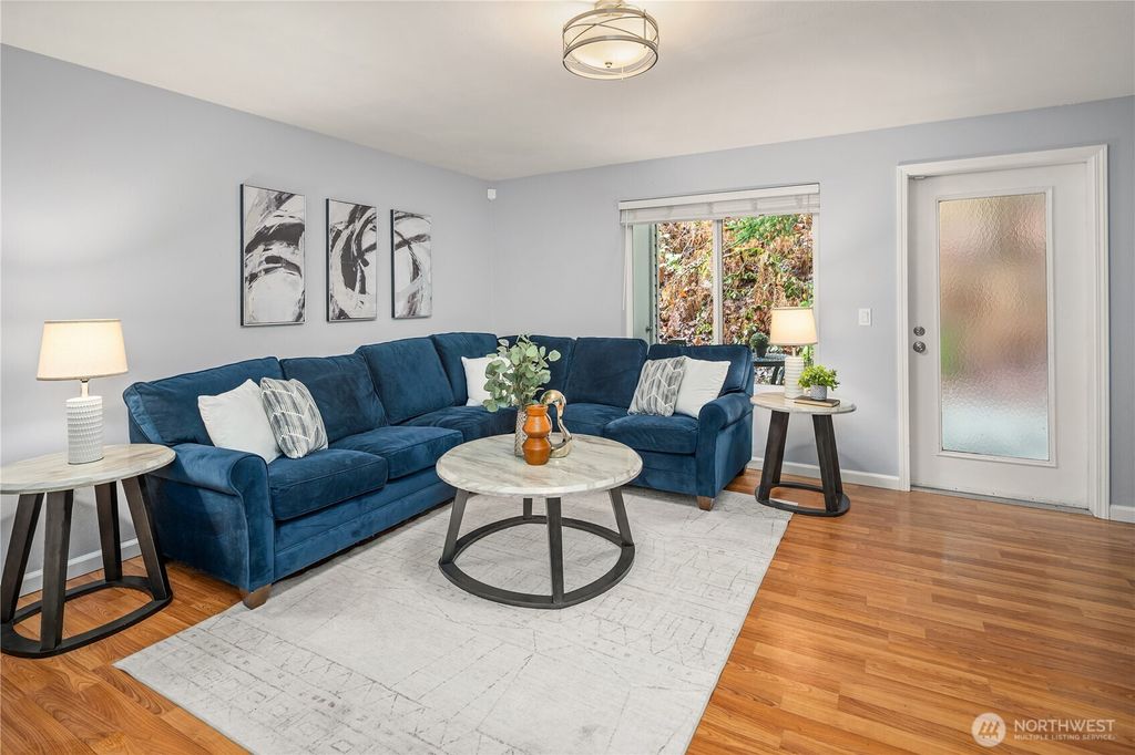 Photo of 595 Newport Way NW #A2, Issaquah, WA 98027 (MLS # 2467408)