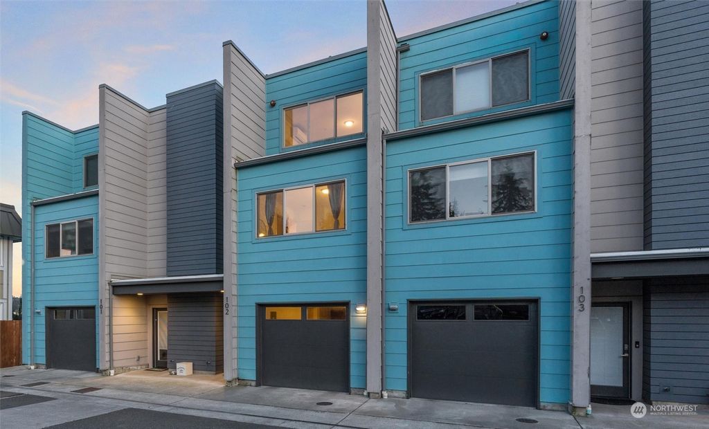 Photo of 6225 NE 181st Street #102, Kenmore, WA 98028 (MLS # 2066914)