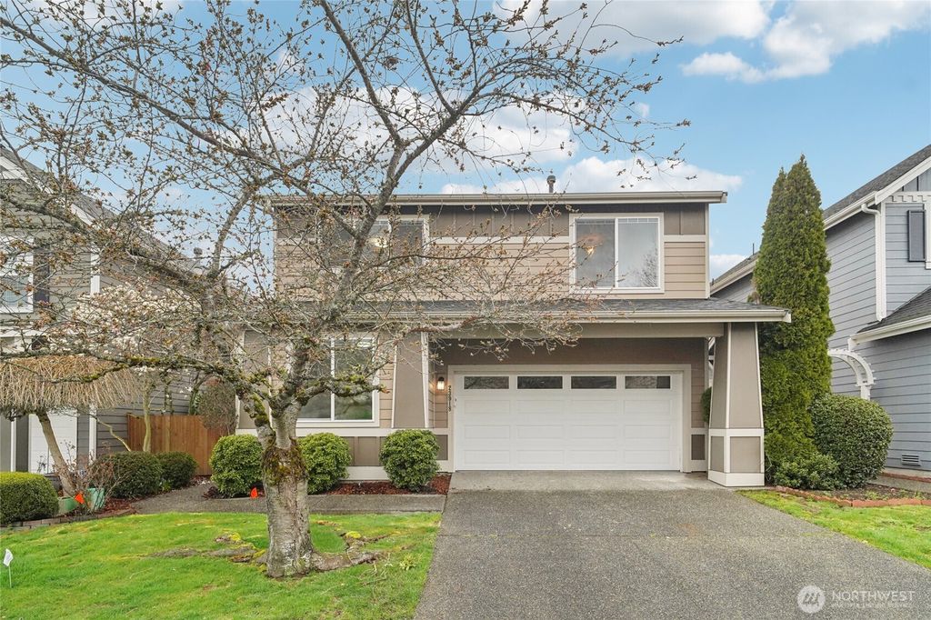 Photo of 23918 SE 5th Street, Sammamish, WA 98074 (MLS # 2484648)