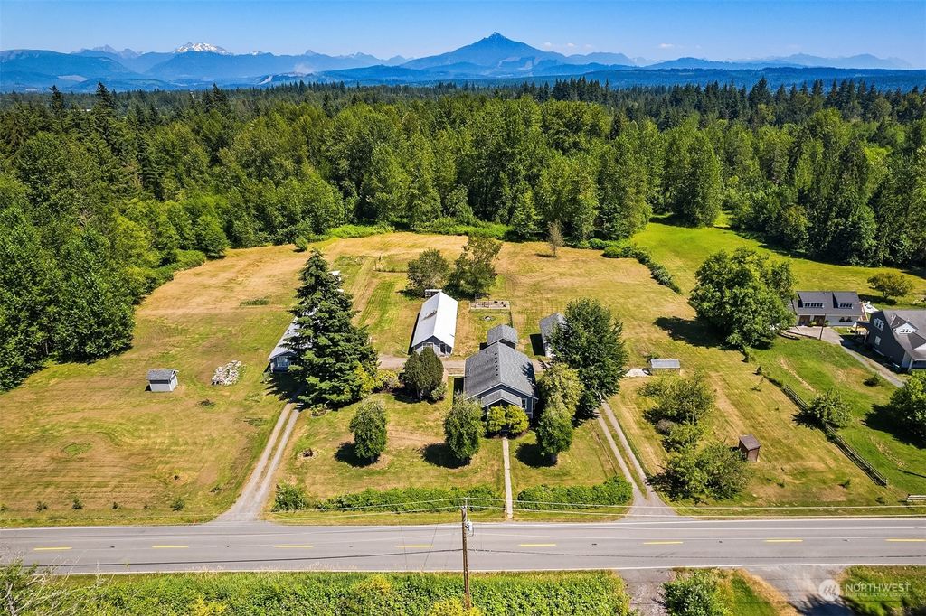Photo of 7811 123rd Avenue NE, Lake Stevens, WA 98258 (MLS # 2258266)