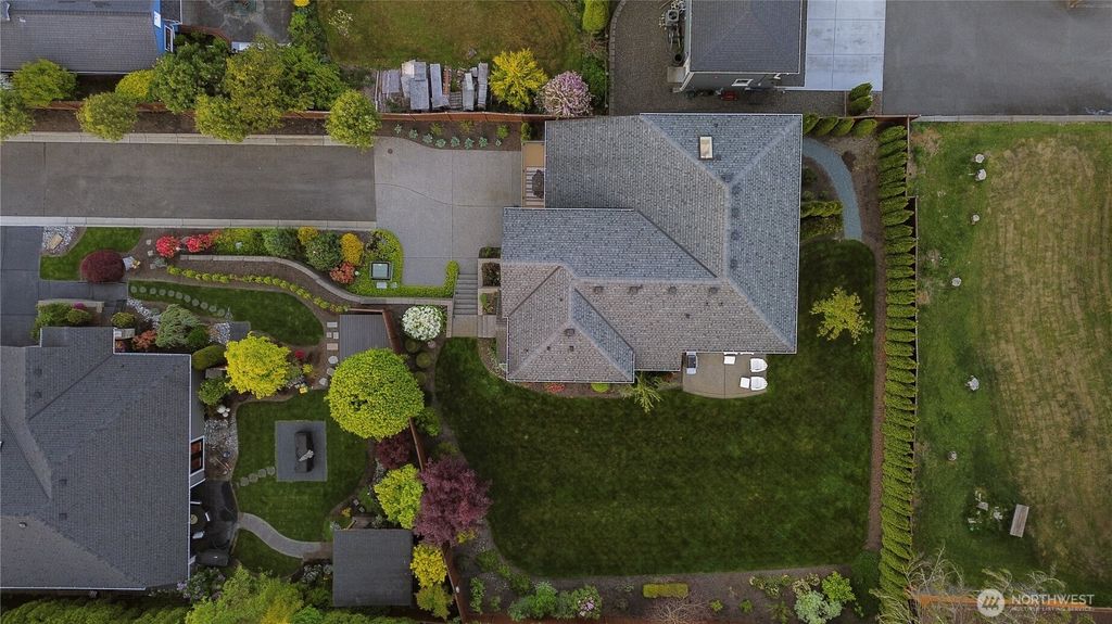 Photo of 2512 Taylor Drive, Everett, WA 98203 (MLS # 2378126)