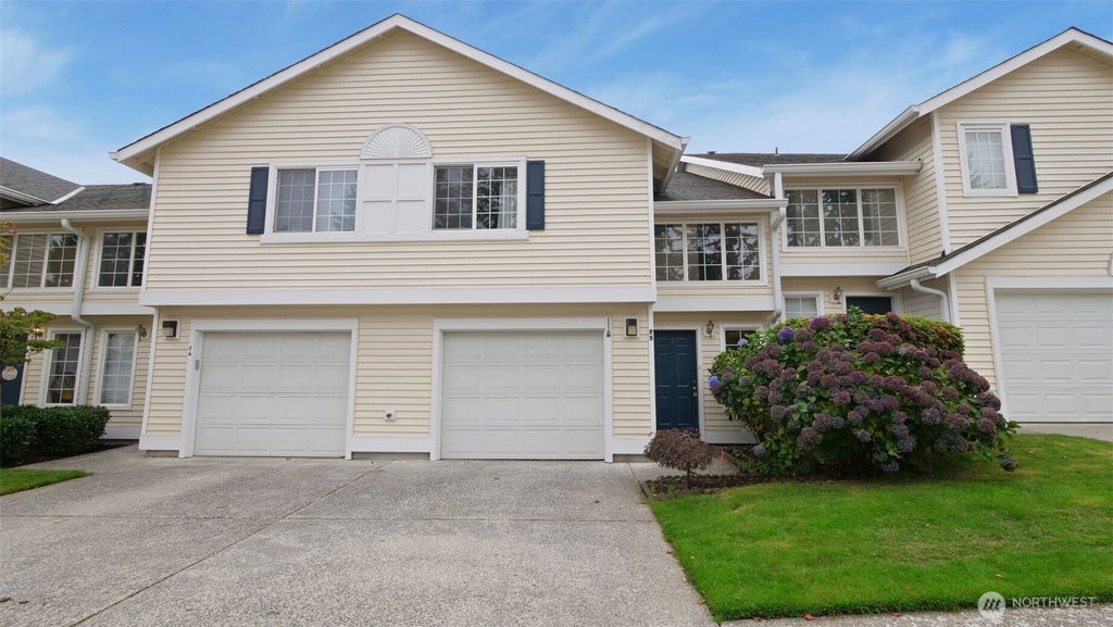 Photo of 927 132nd Street SW #F5, Everett, WA 98204 (MLS # 2593466)