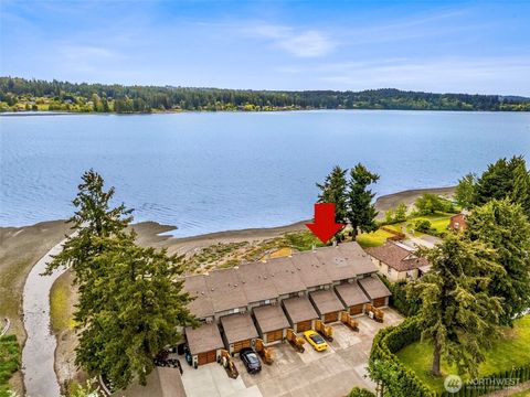 9092 Washington Avenue NW 6 Silverdale WA 98383