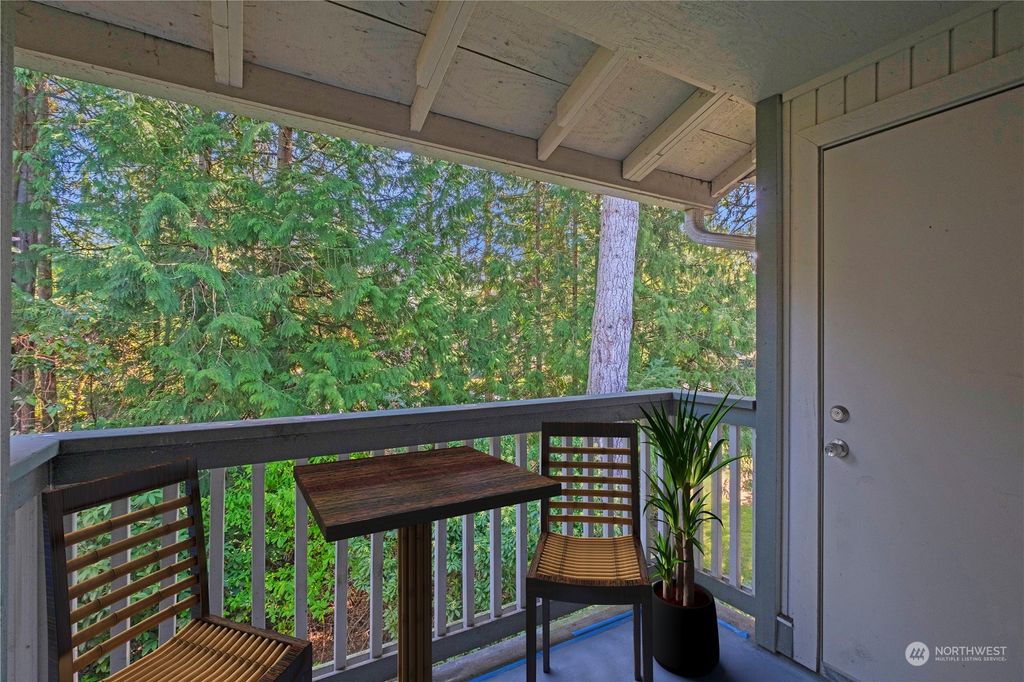 Photo of 420 S 321st Place #H7, Federal Way, WA 98003 (MLS # 2218158)