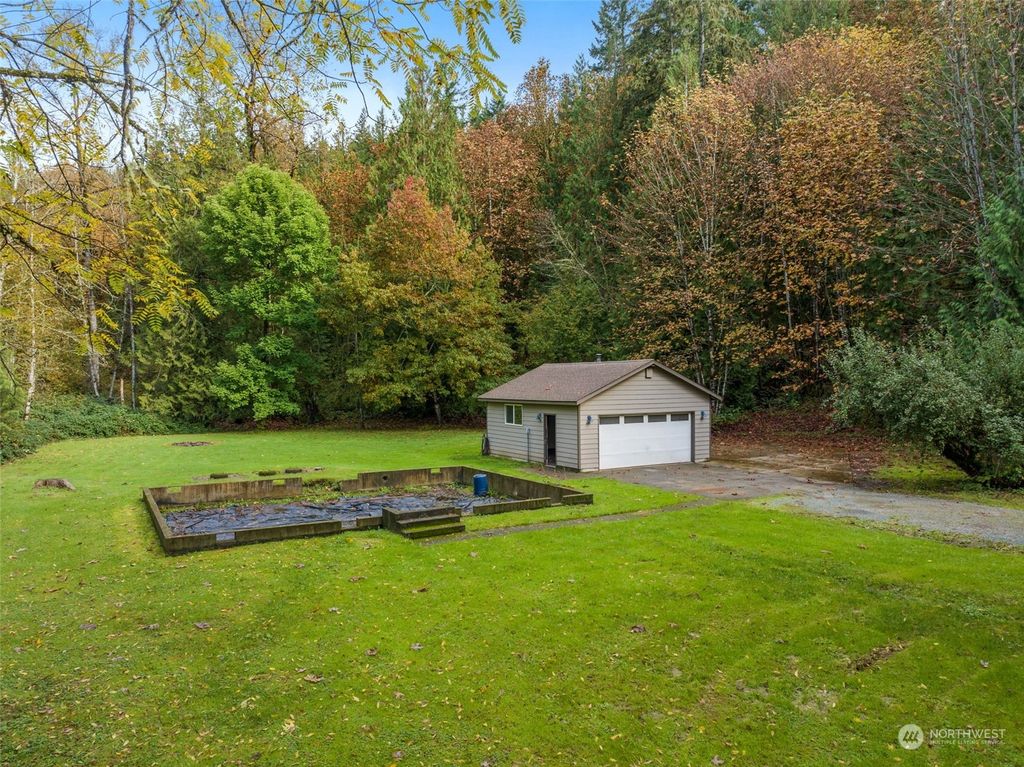 Photo of 43103 May Creek Road, Gold Bar, WA 98251 (MLS # 2305072)