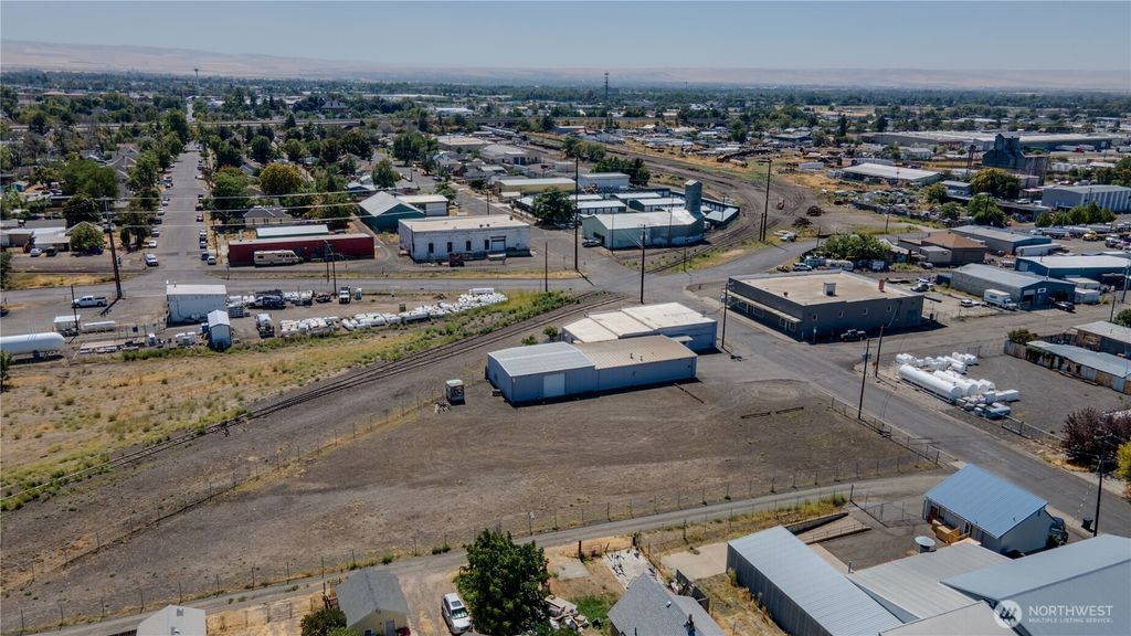 Photo of 0 N 9th Street, Walla Walla, WA 99362 (MLS # 2463157)