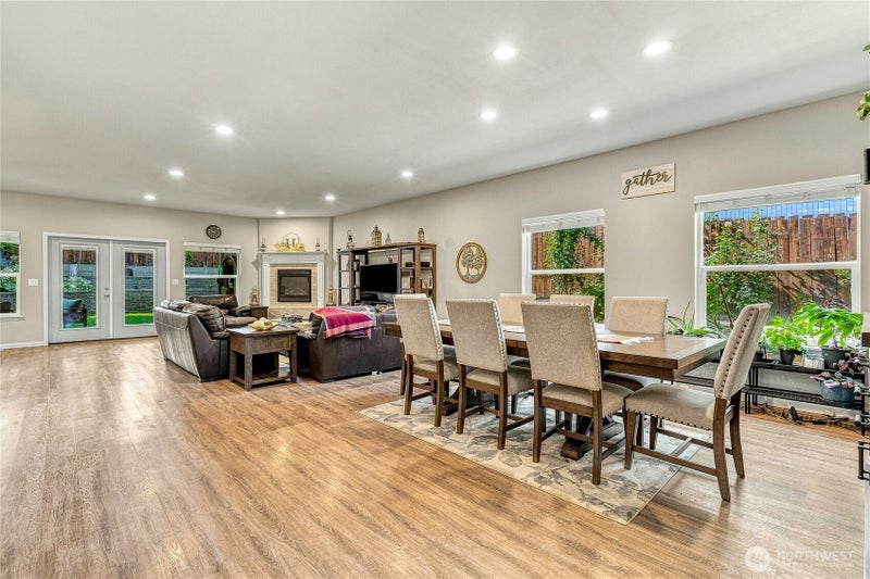 319 SE Highland Park Drive