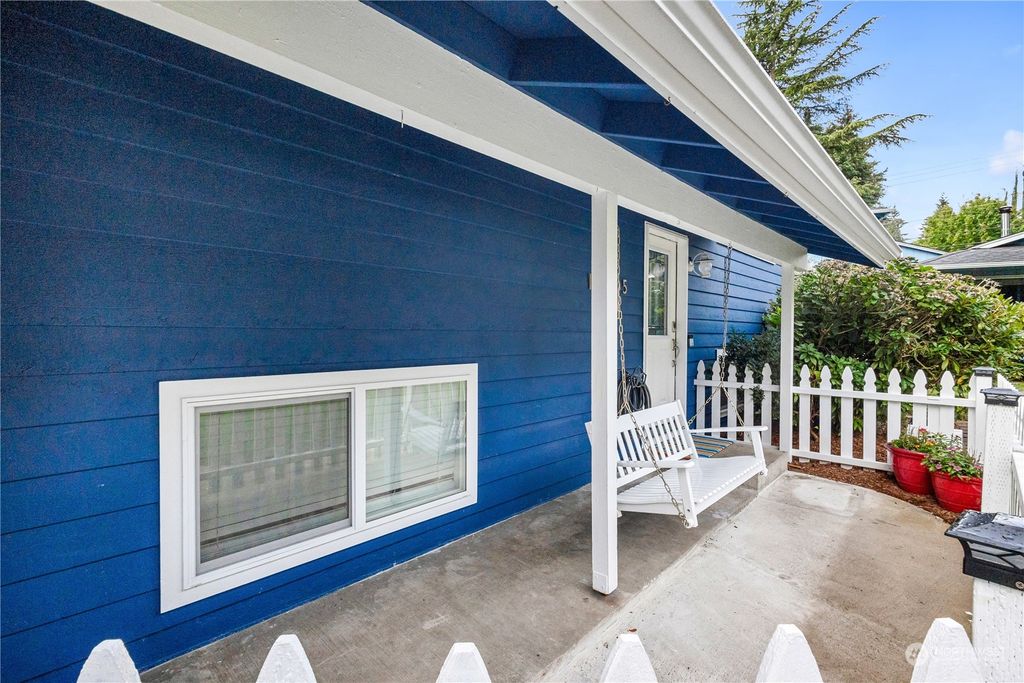 Photo of 18545 132nd Place NE, Woodinville, WA 98072 (MLS # 2301135)