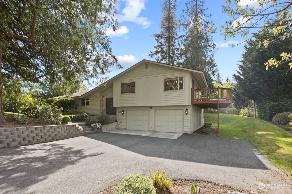 Photo of 5302 Ocean Avenue, Everett, WA 98203 (MLS # 2227503)