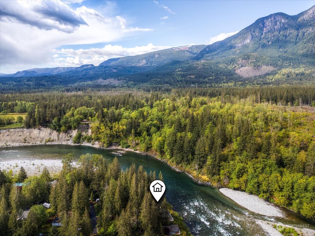 Photo of 17533 433rd Avenue SE, Gold Bar, WA 98251 (MLS # 2232841)