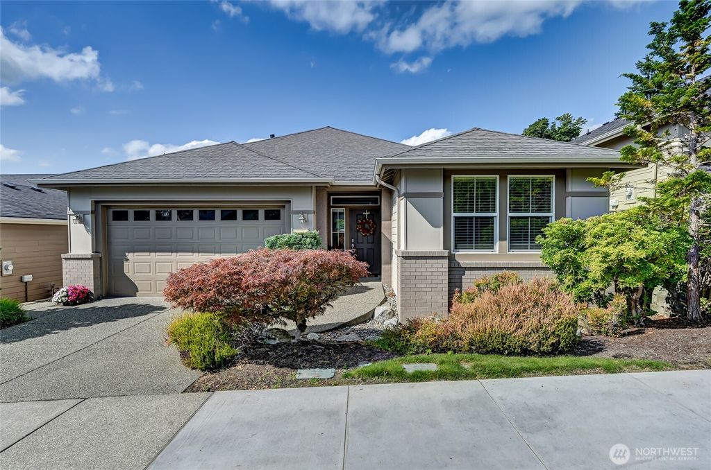 Photo of 13841 231st Lane NE, Redmond, WA 98053 (MLS # 2434492)