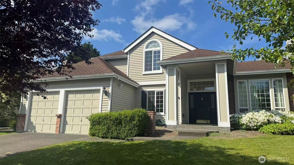 Photo of 3939 259th Avenue SE, Sammamish, WA 98029 (MLS # 2386464)