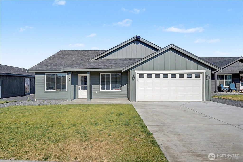 Photo of 238 Parkside Pl PL, Ephrata, WA 98823 (MLS # 2560490)
