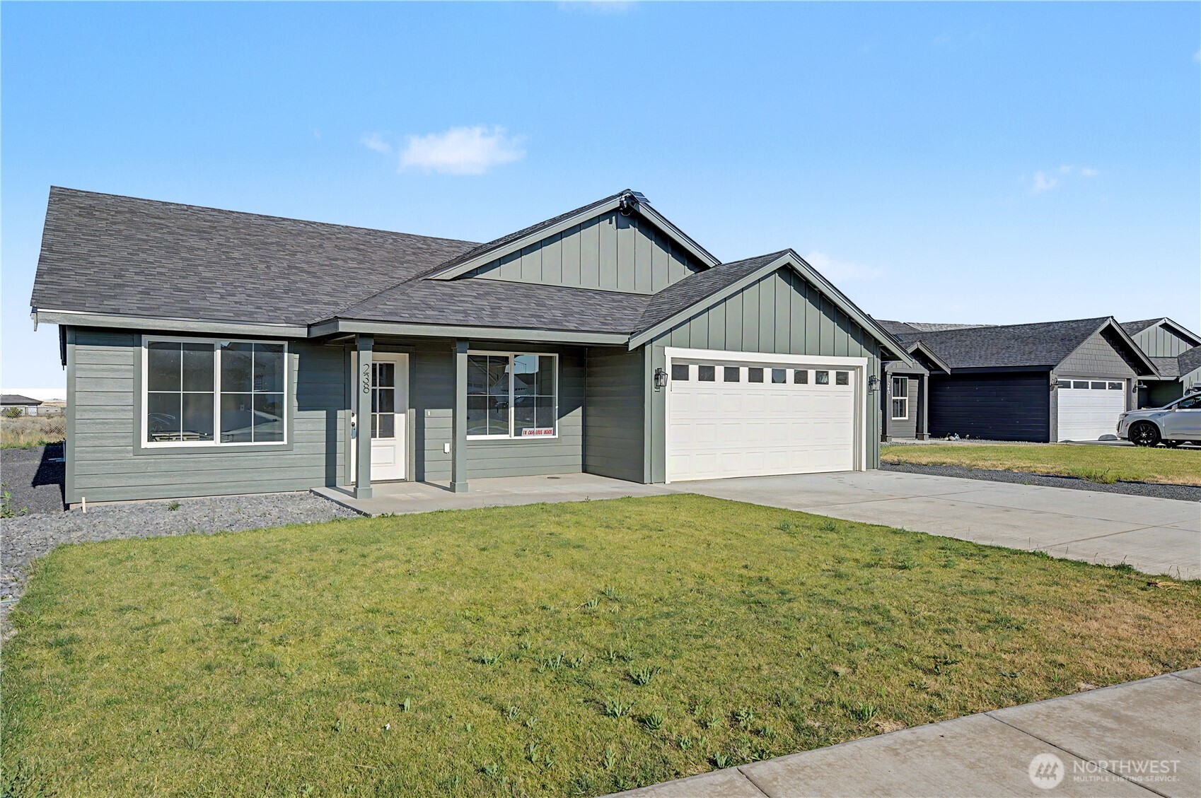 238 Parkside Pl