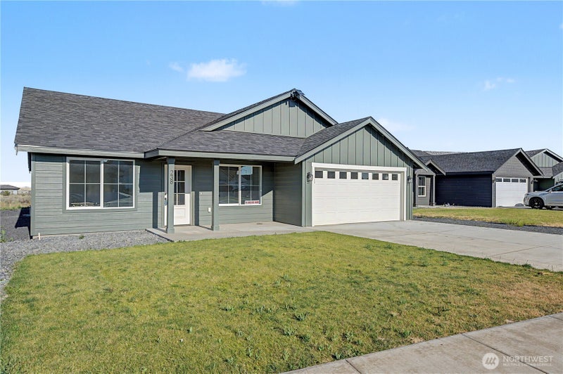 238 Parkside Pl