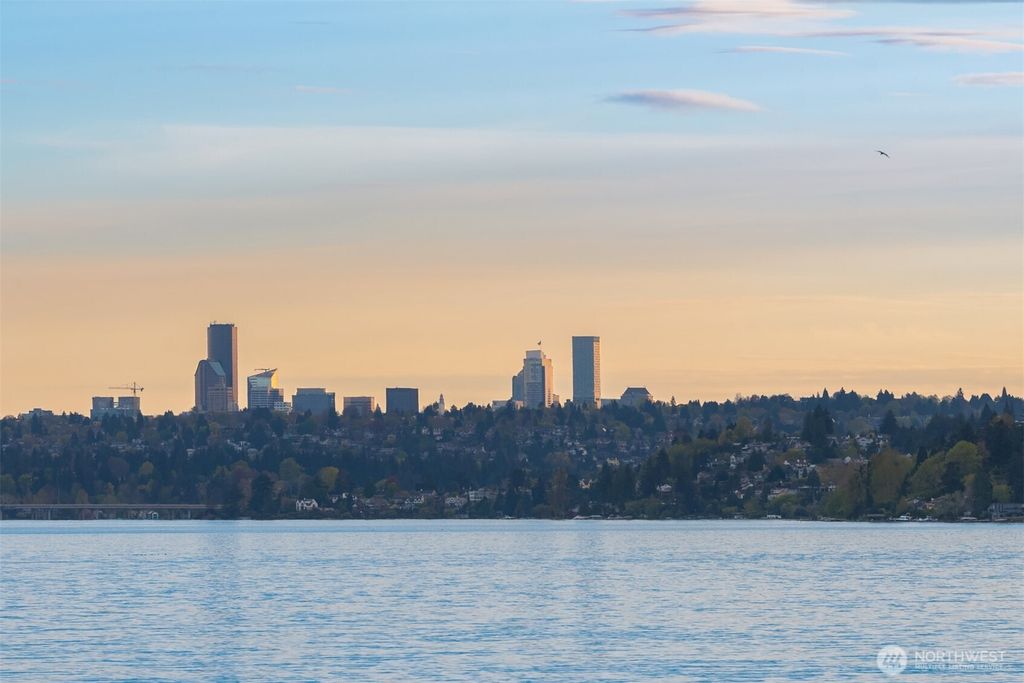 Photo of 2095 Rose Point Lane, Kirkland, WA 98033 (MLS # 2510512)