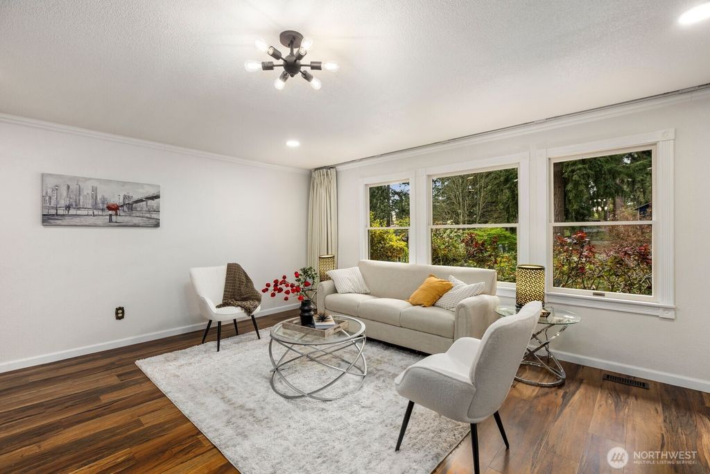Photo of 5611 240th Street SE, Woodinville, WA 98072 (MLS # 2504788)