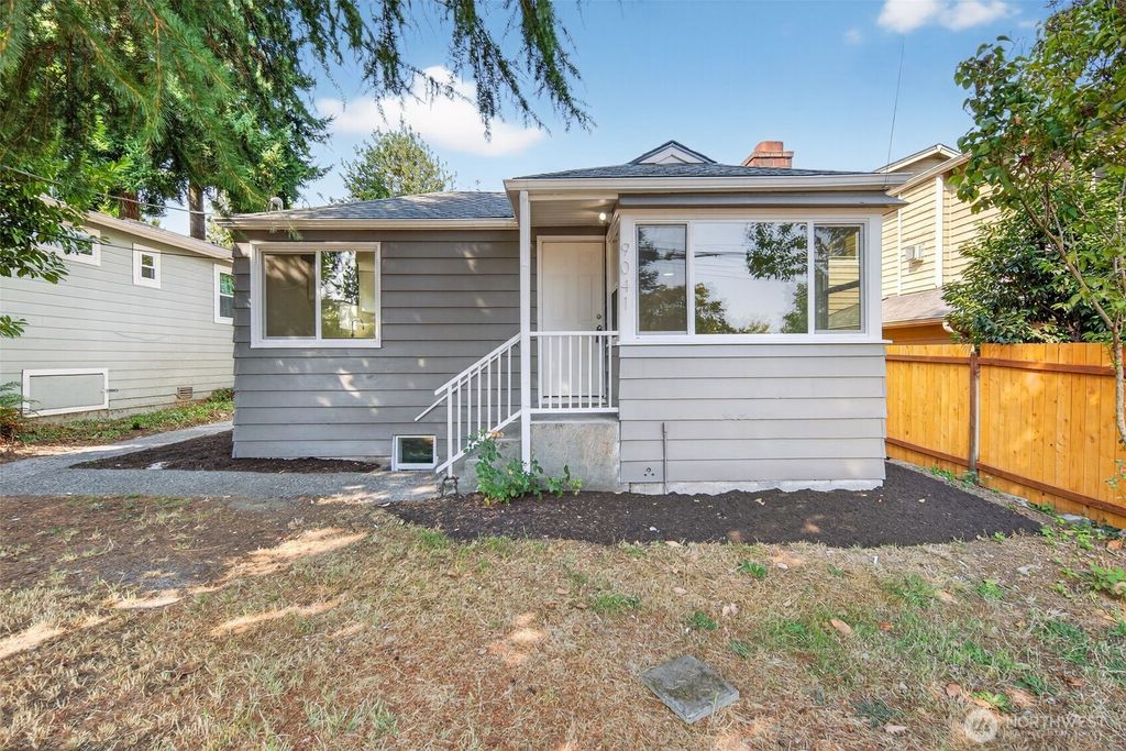 Photo of 9041 7th Avenue NW, Seattle, WA 98117 (MLS # 2417019)