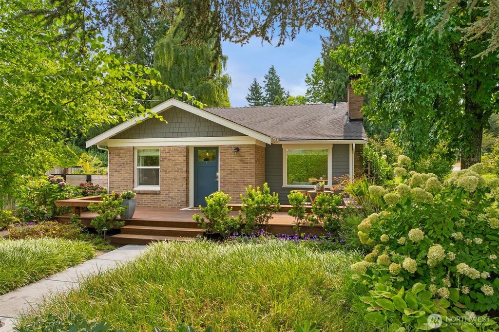Photo of 3203 NE 94th Street, Seattle, WA 98115 (MLS # 2431199)