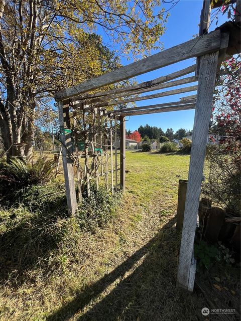 Photo of 1504 164th Place, Long Beach, WA 98631 (MLS # 2308291) Photo of 1504 164th Place, Long Beach, WA 98631 (MLS # 2308291)