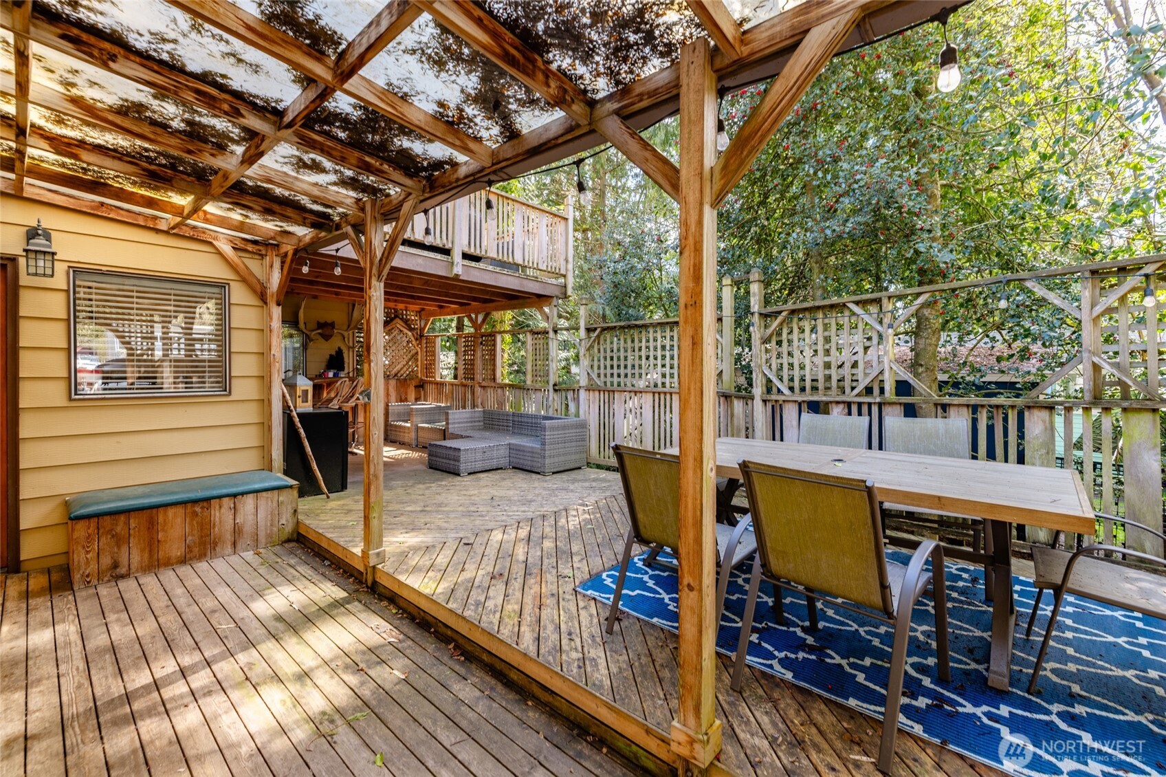 8252 Beach Way Drive