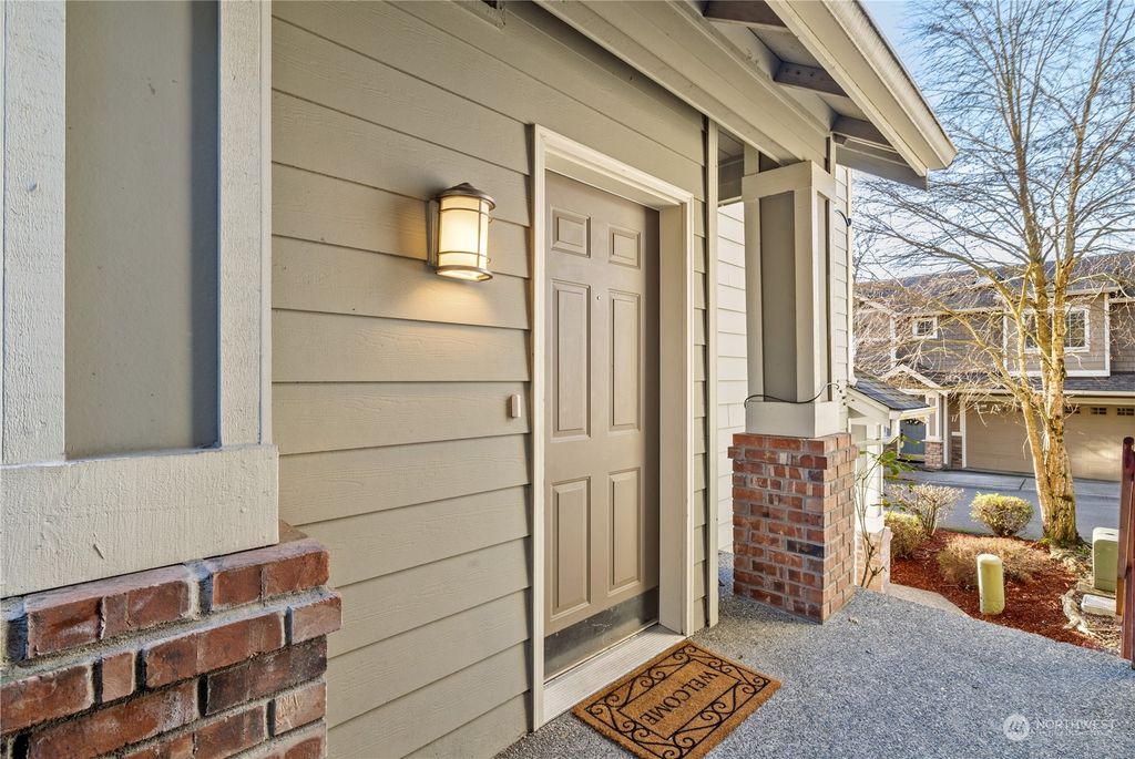 Photo of 24041 40th Lane SE, Bothell, WA 98021 (MLS # 2030098)