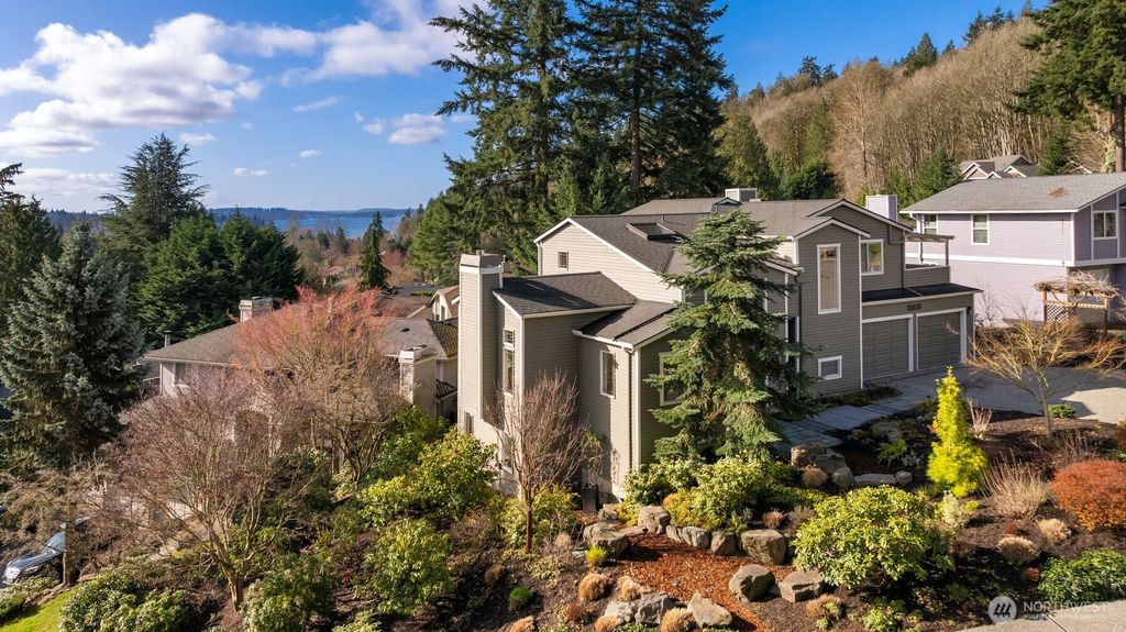 Photo of 12635 93rd Pl Pl NE, Kirkland, WA 98034 (MLS # 2493633)