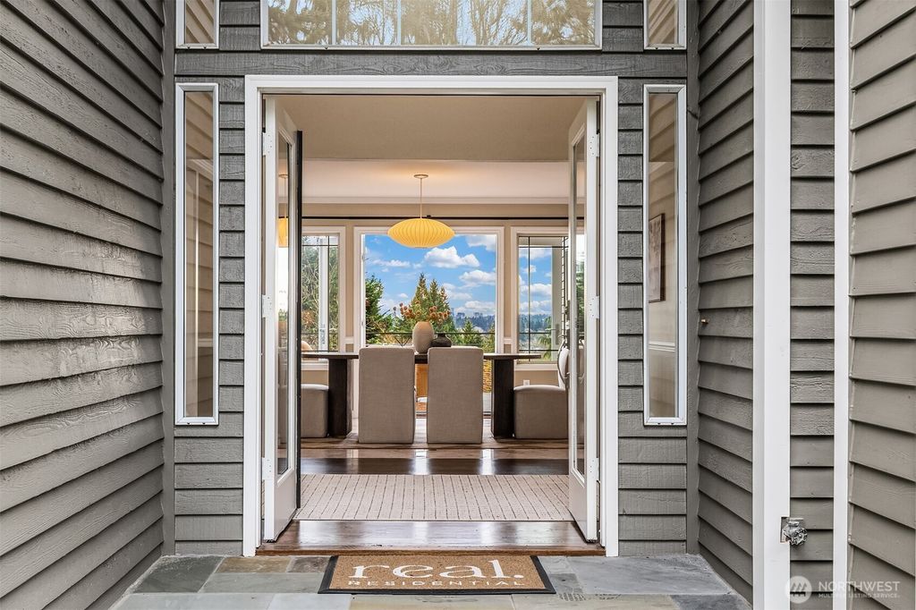 Photo of 12635 93rd Pl Pl NE, Kirkland, WA 98034 (MLS # 2493633)