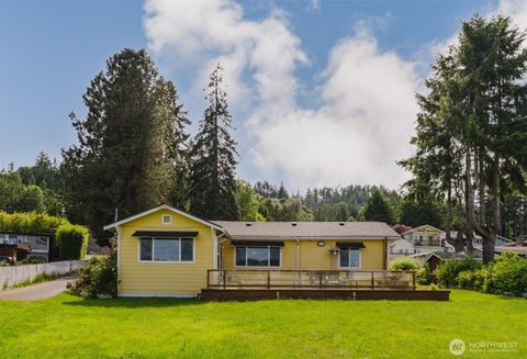 Photo of 5104 NW Sammamish Road, Issaquah, WA 98027 (MLS # 2446340)