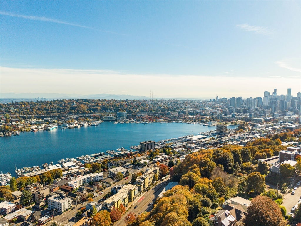 Photo of 655 Crockett Street #B307, Seattle, WA 98109 (MLS # 2598092)
