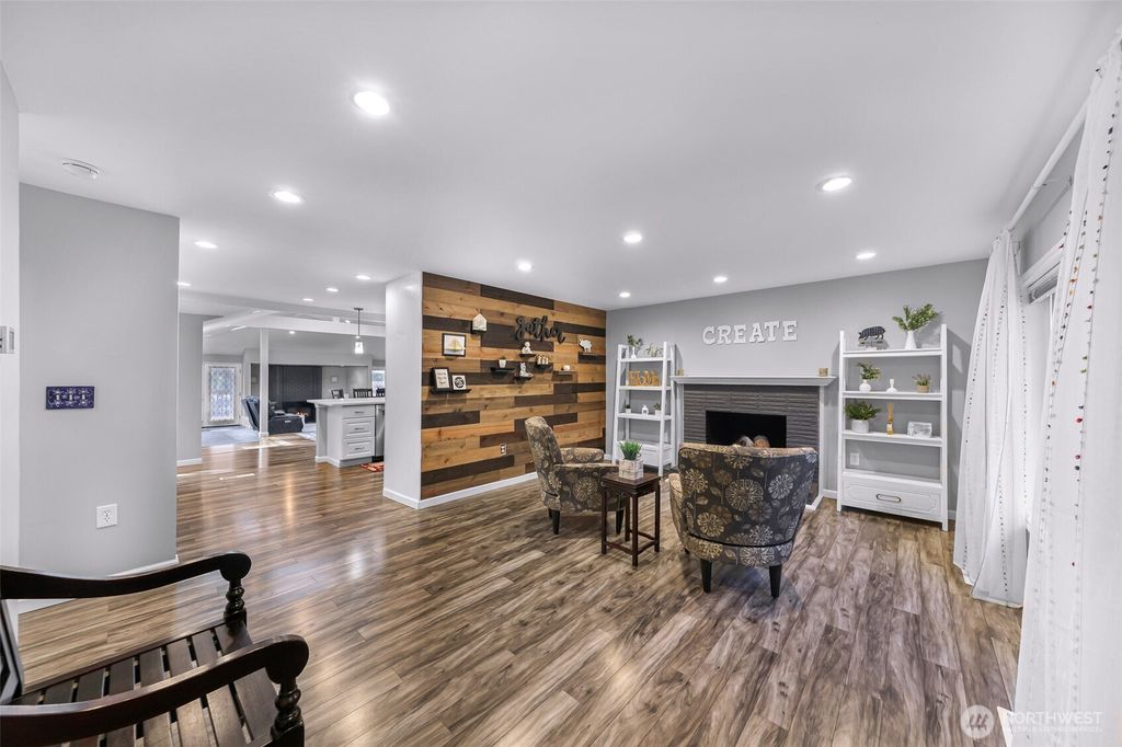 Photo of 606 Morgan Road, Everett, WA 98203 (MLS # 2423857)