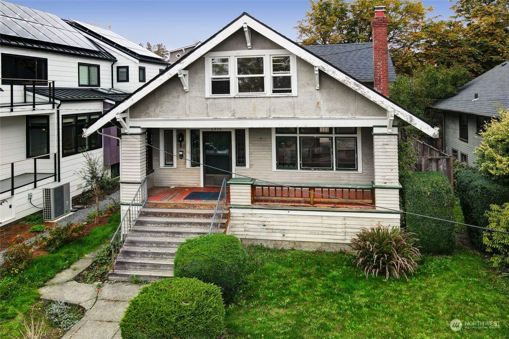Photo of 6516 Palatine Avenue N, Seattle, WA 98103 (MLS # 2172368)
